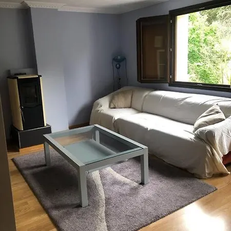 Vivienda De Uso Turistico En El Corazon De Burgos Apartment Exterior photo